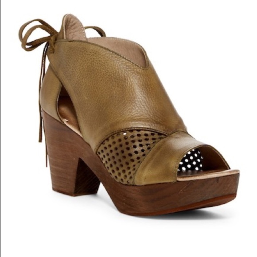 Free People Revolver Clog